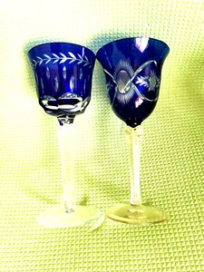 Two BOHEMIAN WINE Glases -CUT TO CLEAR CRYSTAL- in Cobalt Blue Different Pattern - Picture 1 of 3