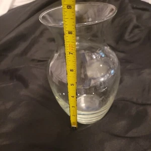 Clear Glass Vase 5-1/4" Diameter X 8" Tall - Picture 1 of 4