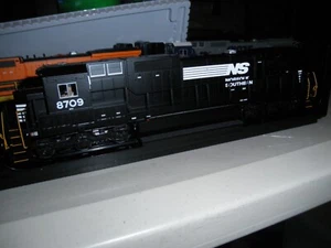 Norfolk Southern GE 8-40C con CCC y sonido - Imagen 1 de 4