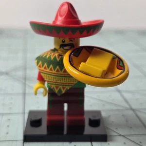 LEGO Minifigures The LEGO Movie 71004 TACO MARTEDÌ RAGAZZO - BUONE CONDIZIONI - Foto 1 di 6