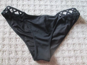 Bikini descarado tiro medio negro celosía Victorias Secret parte inferior de natación playa - Imagen 1 de 3