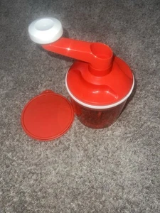 Tupperware Speedy Chef Red - Picture 1 of 7
