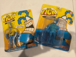 2x Vintage 6” 1994 THE TICK "bounding Tick" y excavación dinosaurio Neil Tick - Imagen 1 de 9