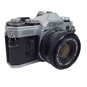 Canon AE-1 35mm Pro SLR Film Camera with 50mm Prime Lens tested Marks in Finder - Picture 1 of 24