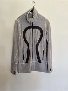 Lululemon Sweatshirt 6 - Picture 1 of 5
