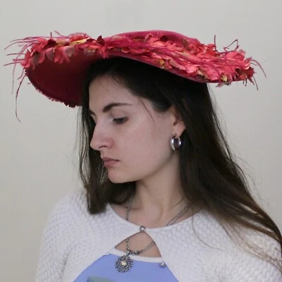 复古 60 年代戏剧花帽 3D 花朵声明帽子带羽毛细节 — 第 1/4 张图片
