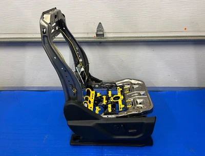 2017-2022 FORD F250 SD XLT ELECTRIC SEAT TRACK RIGHT PASSENGER 8 WAY POWER SEAT - Image 1 of 4