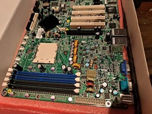 TYAN S2865G2NR Tomcat K8E AMD Sockel 939 ATX Board mit Handbuch CD Kabel - Bild 1 von 5