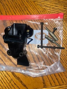 shindaiwa 757 AIR CARBUREOR INTAKE W/ BOLTS OEM FREE SHIPPING - Picture 1 of 1