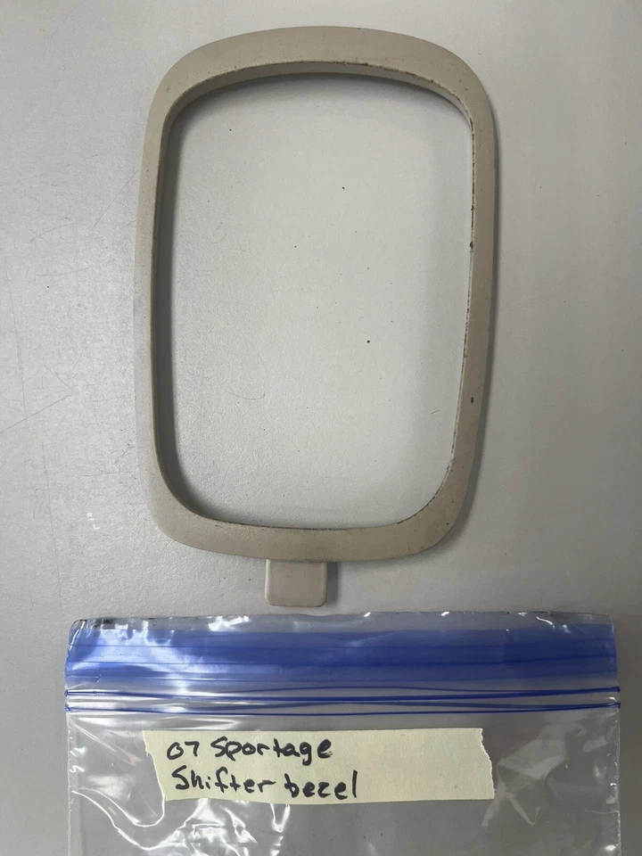 Kia Sportage 2005-2010 A/T palanca de cambios indicador bisel embellecedor envolvente OEM Foto 1 de 1