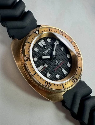 Reloj automático de buceo Seiko Turtle bronce - retro precio de venta sugerido por el fabricante - 777 King Captain Willard Foto 1 de 4