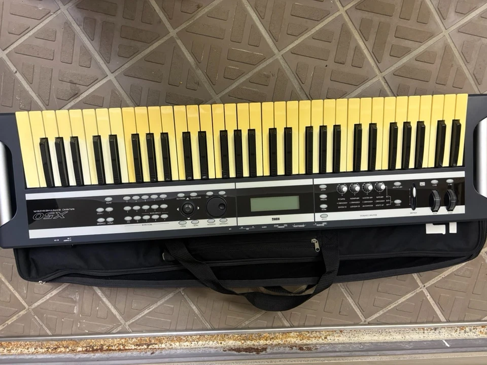 KORG X50 61-Key Music Synthesizer Keyboard from Japan Tested - Image 1 of 4