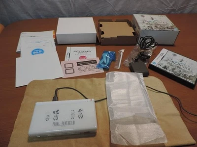 Nintendo DS Lite Final Fantasy III Crystal Edition Console Boxed Japan #87 - Image 1 of 4
