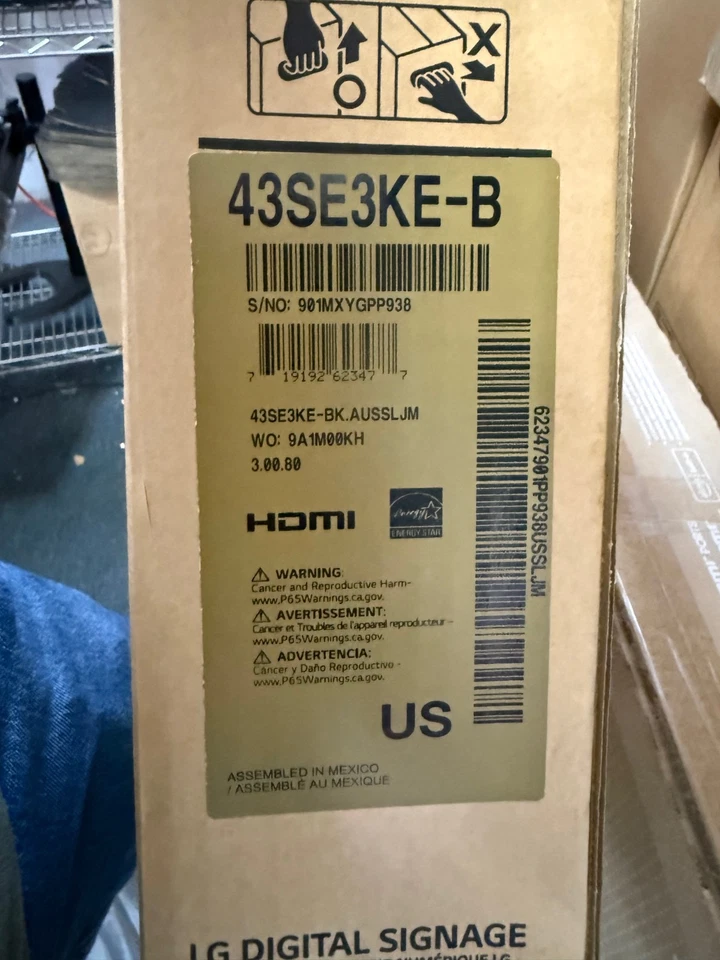 LG 43SE3KE-B 350NIT HDMI DVI RGB RS232 SPKR 18-7 Digital Signage Display Panel - Image 1 of 3