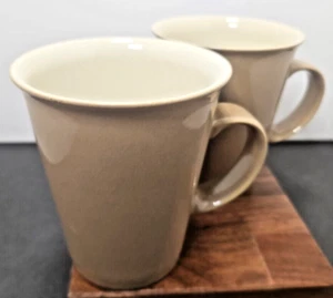 Seltene (2) Denby-Langley Energy Becher Steinzeug Creme Innen Beige Außen Neu - Bild 1 von 4