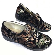 alegria wide width shoes