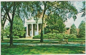 Mitchell Hall - University of Delaware in Newark, Delaware   Vintage Postcard - Picture 1 of 1