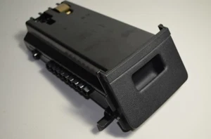 5TA861801 Schublade hinten Mittelarmlehne VW Touran 2 (5T) ORIG.44km!!! - Bild 1 von 6