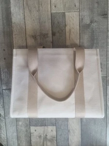 Rare New W/Tag Lululemon Two-Tone Canvas Tote Bag Mojave Tan/Light Ivory - Picture 1 of 14