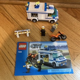 LEGO City: Prisoner Transport (7286) complete with minifigs and manuals NO BOX