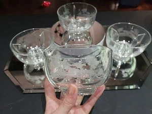 4 Shrimp Cocktail Bowl Glass vtg Etched Horse Fox Dog Imperial Hunt Cambridge? 1 - Picture 1 of 19