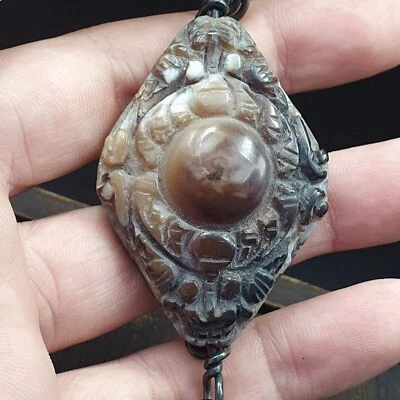 AA Antique Tibetan Himalayan Carving Agate Beads pendant with Sterling silver - Image 1 of 4
