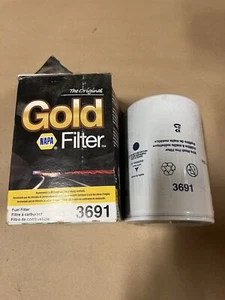 Filtro de combustible nuevo NOS NAPA 3691 - Imagen 1 de 1