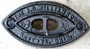 Antique Vintage A. G. William Co. No 8 Sad Iron - no handle - Picture 1 of 2