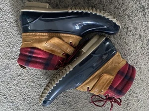 Tommy Hilfiger Huski Rain Boots Womens 10M Blue Red Plaid Round Toe Lace Outdoor - Picture 1 of 9