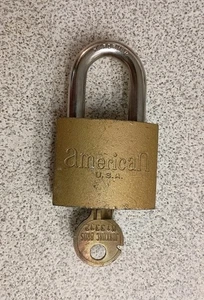 American Lock Company Junkunc Bros Vintage EE. UU. Cerradura de almohadilla de latón + llave sólida 8,6 oz - Imagen 1 de 18