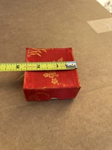 Small Vintage Chinese Hand Painted Famille Rose Porcelain Bowl w/ Case - Picture 1 of 11