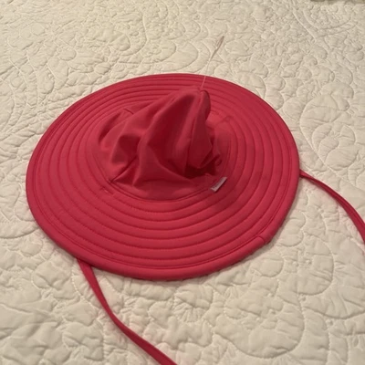 Sombrero para el sol con volantes Butts bebé niño pequeño 0 - 12 M rosa cubo sombrero para el sol nadar playa Foto 1 de 4