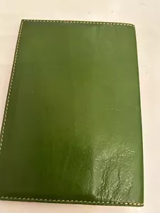 Passport Case Tusk Green Leather - Picture 1 of 4