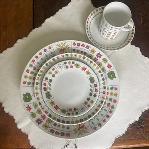 Rosenthal Emilio Pucci 4 Piemonte 5 Piece Place Settings Beautiful - Picture 1 of 11