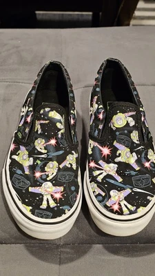 Zapatillas sin cordones VANS x Disney Pixar Toy Story Buzz Lightyear para niños talla 4,5 Foto 1 de 4