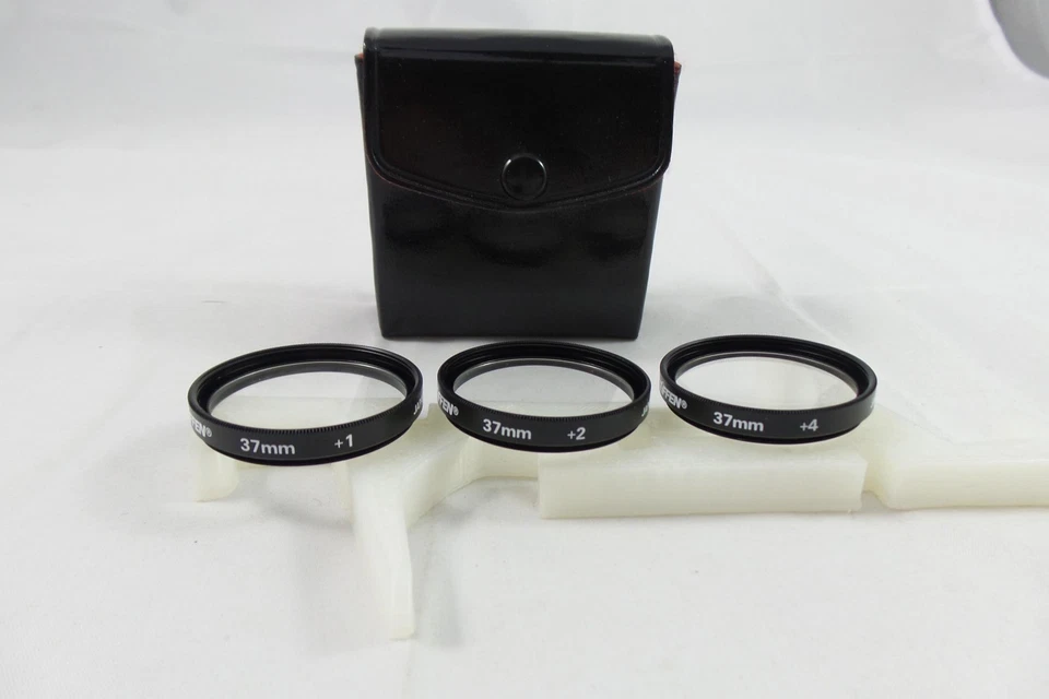 Tiffen 37mm High Res Close Up Filter Set +1 +2 +4 Vintage Photography (TFCUS37) - Image 1 of 1