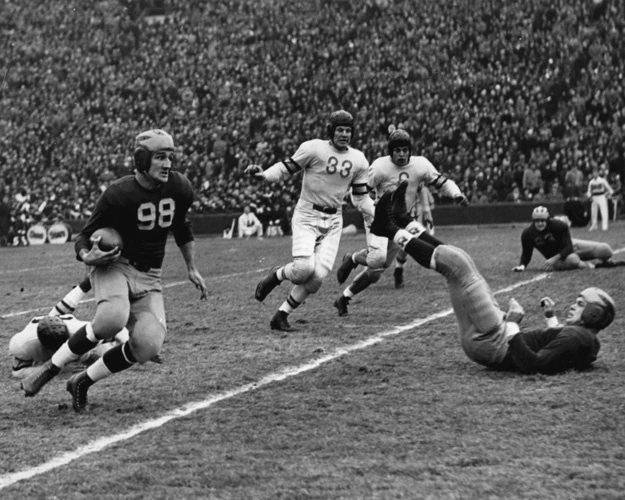 1940 Michigan TOM HARMON Glossy 11x14 Photo Print College Heisman Trophy Poster - Image 1 of 1