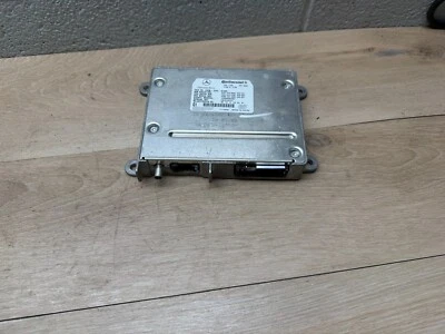 MERCEDES BENZ S550 GL450 SL550 OE SIRIUS SATELLITE RADIO RECEIVER CONTROL MODULE - Image 1 of 4
