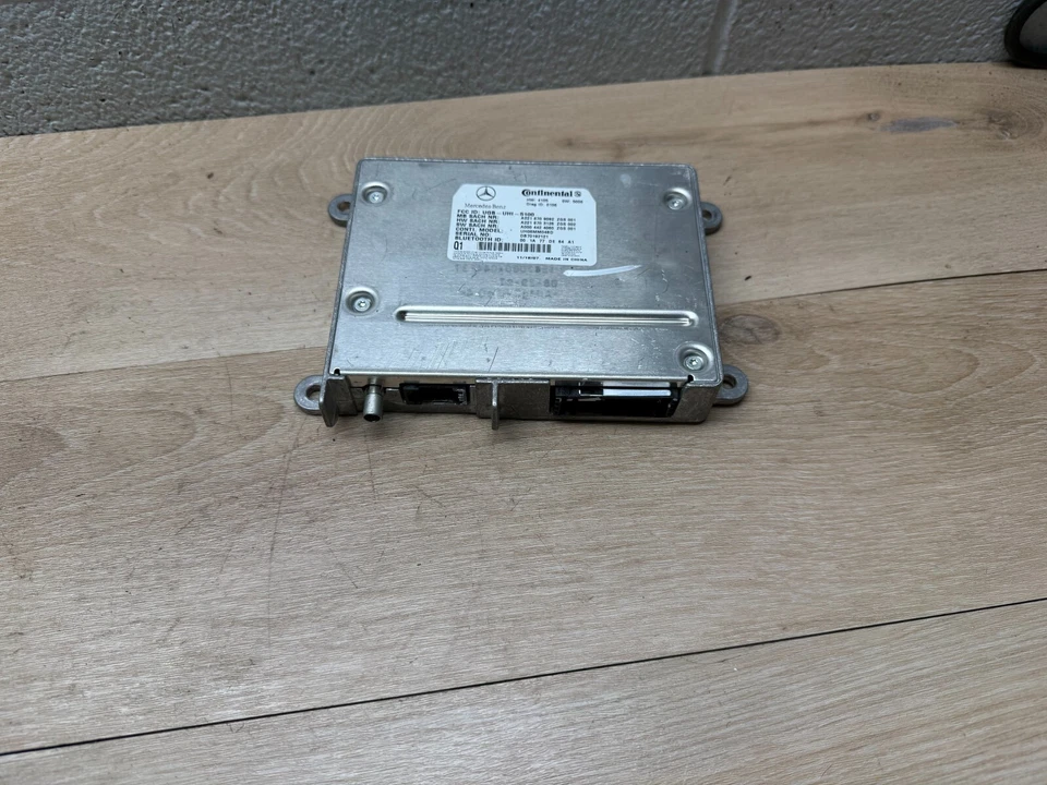 MERCEDES BENZ S550 GL450 SL550 OE SIRIUS 卫星收音机接收器控制模块 — 第 1/4 张图片