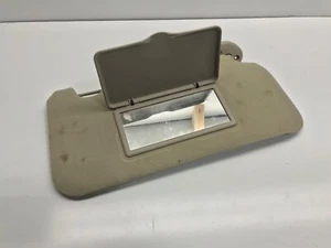 02 - 07 Saturn VUE Sun Visor Rh Right Side Shade Passenger OEM Factory Shade - Picture 1 of 3