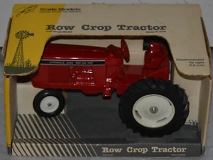 Scale Models Red Row Crop Tractor Die Cast Metal 1/16 Scale #912 New in Box - Picture 1 of 8