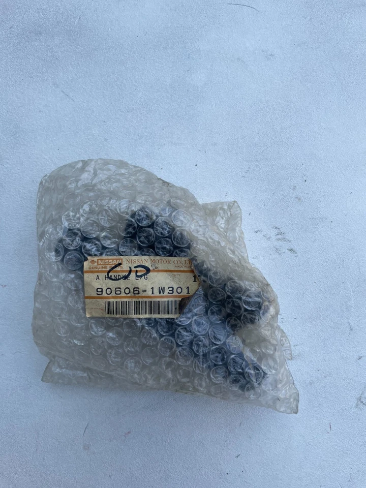 Genuine Nissan Rear Hatch Window Strut For Infiniti QX4 90606-1W301 - Image 1 of 1