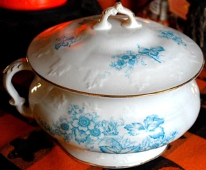 Antique KT & K CHAMBER POT W LID Semi-Vitreous Porcelain c1910 Blue Floral/ Gold - Picture 1 of 24