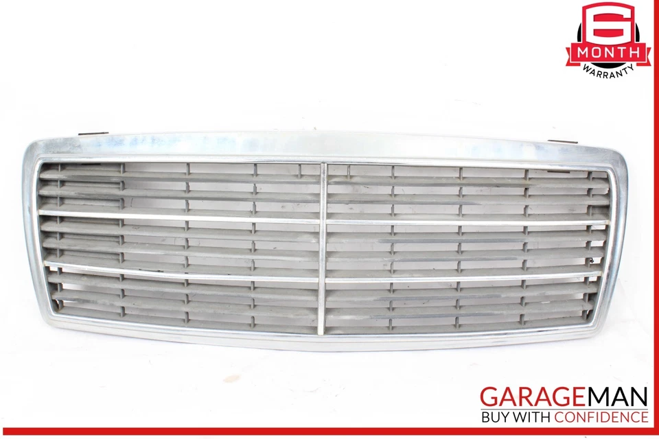Painel de tampa de acabamento de grade de radiador dianteiro 98-00 Mercedes W202 C230 2028880323 fabricante de equipamento original - Imagem 1 de 4