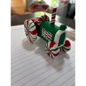 Addobbo Trattore Natalizio Rosso Bianco Verde Decorazione Albero di Natale Argilla Festiva - Foto 1 di 4