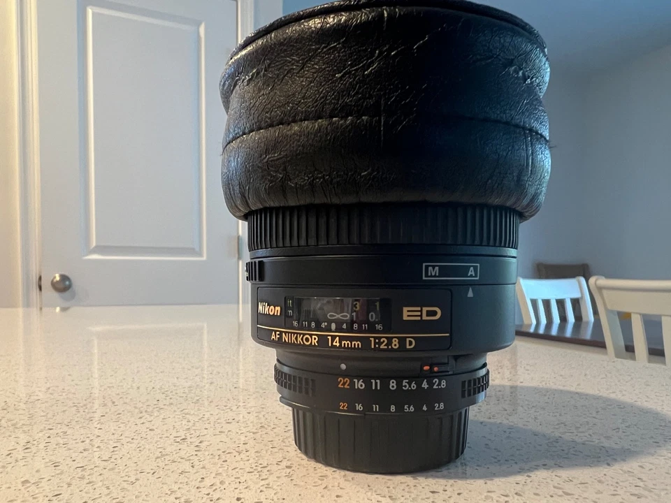 NIKON NIKKOR 14MM 1:2.8 ED Foto 1 de 3