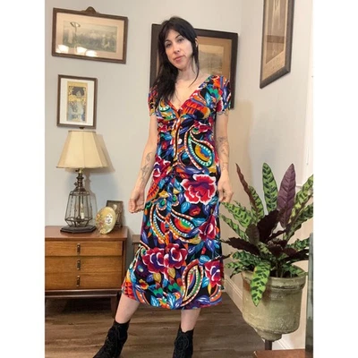 Vestido psicodélico colorido marca designer Etro midi paisley feito na Itália Milão - Imagem 1 de 4