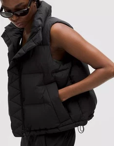 Lululemon Wunder Puff Cropped Vest, Color: Black, Size: 8. LW4BWQS 🍋 - Picture 1 of 9