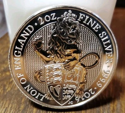 Reino Unido Queens Beast Lion Of England 2016 2 oz plata 0,9999 BU Foto 1 de 4