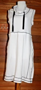 Nuevo sin etiquetas Vestido Buda de neón para mujer tejido gofre salón atletismo blanco con negro PEQUEÑO - Imagen 1 de 11